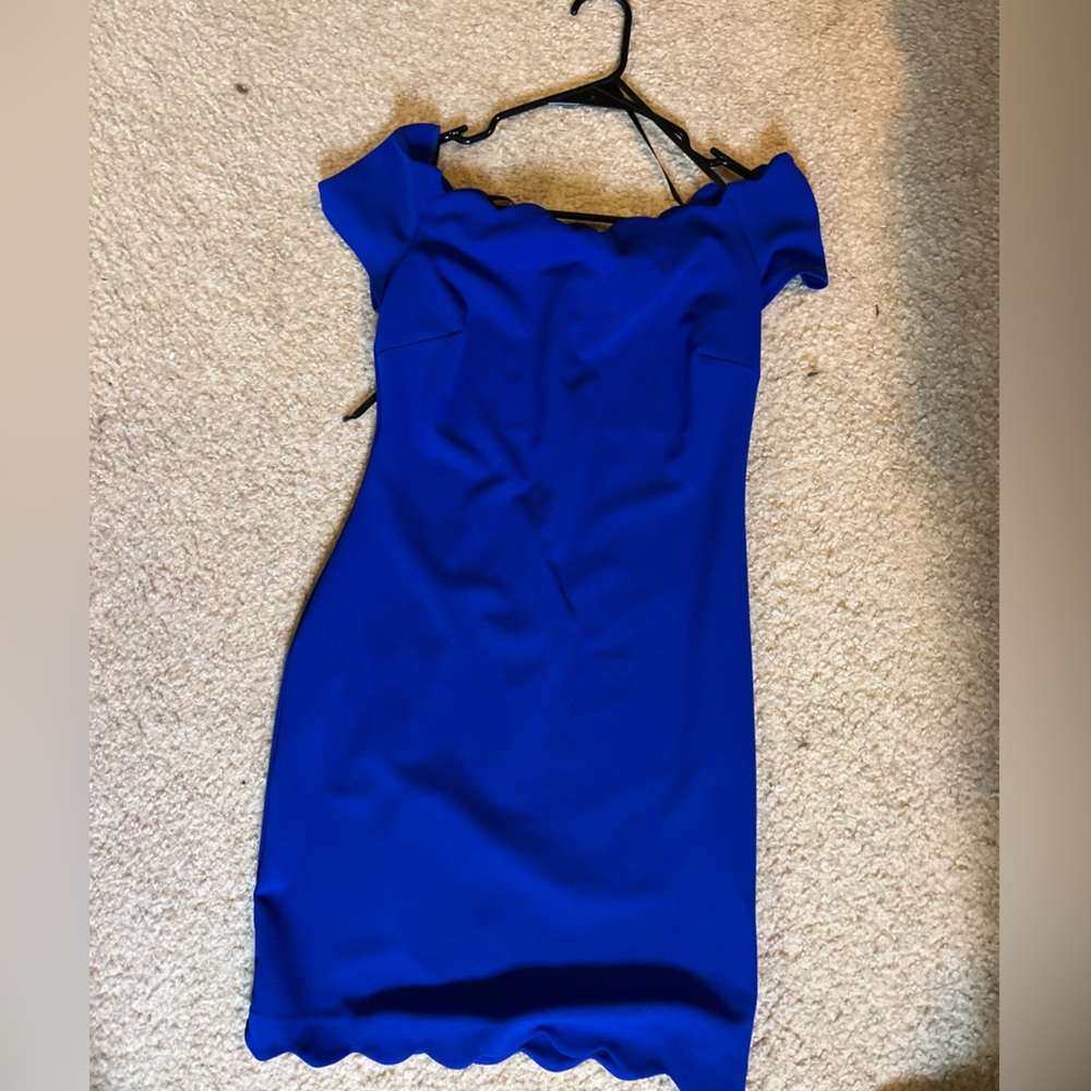 Above the knee scalloped neck